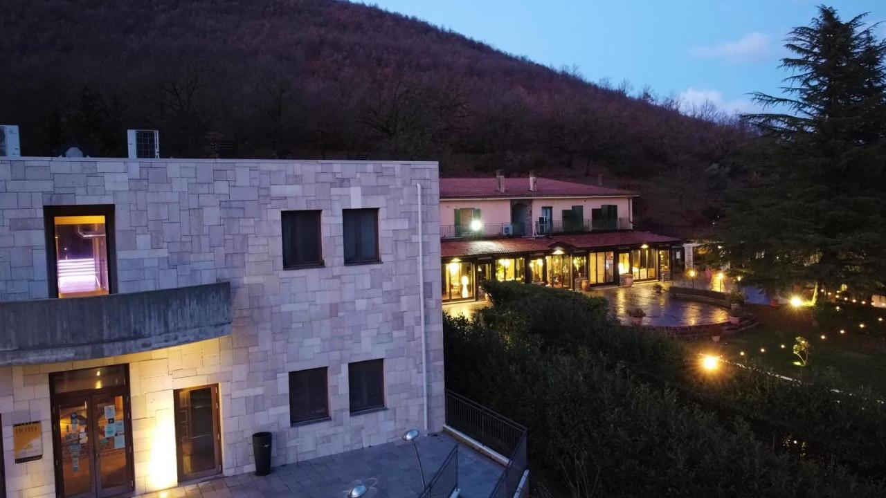 Sotto Il Cielo Hotel Pignola Extérieur photo